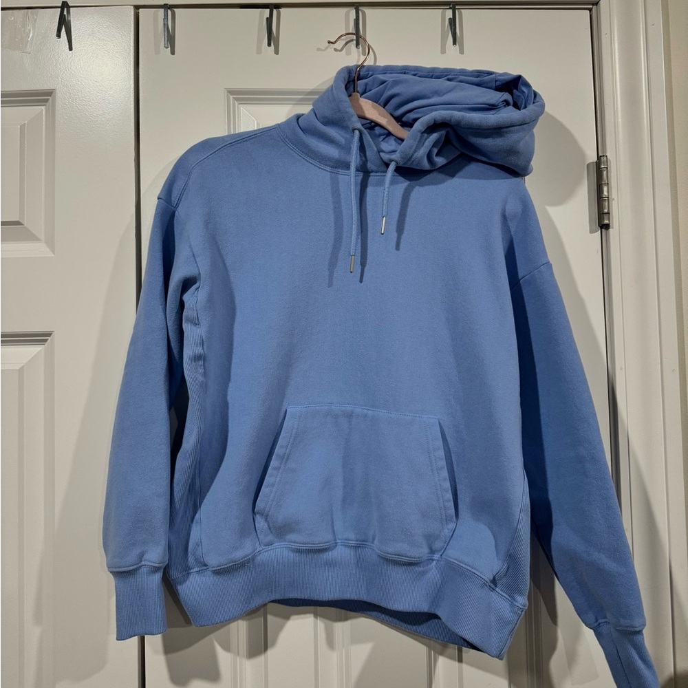 Blue hoodie #sweatshirt